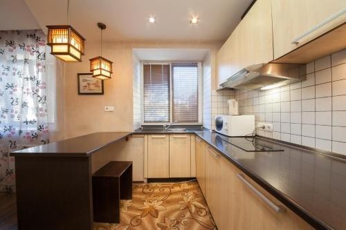Красноярск: Apartment on Kirova 10