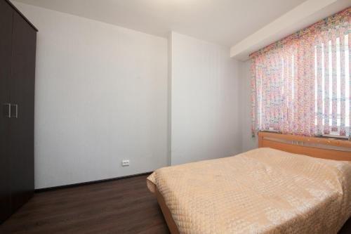 Красноярск: Kvartirov Apartment Shakhterov 42