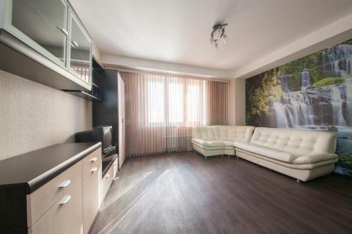 Красноярск: Kvartirov Apartment Shakhterov 42