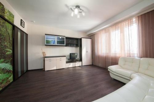 Красноярск: Kvartirov Apartment Shakhterov 42