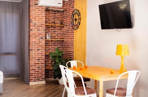 Агой: Apartment Amigo