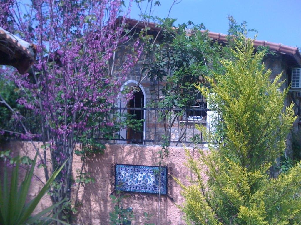 Фетхие: Fig Garden Cottages
