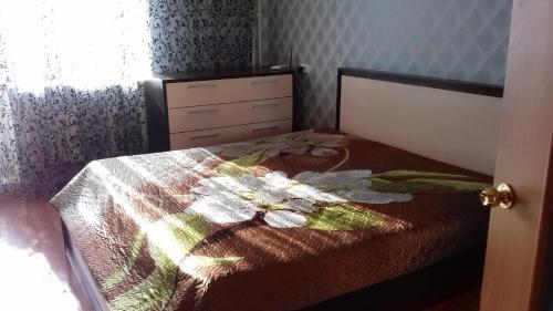 Зеленая Поляна: Apartment on Truda