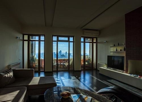 Баку: Modern Apartments with city view