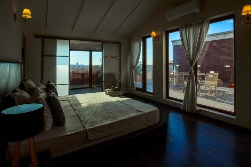 Баку: Modern Apartments with city view