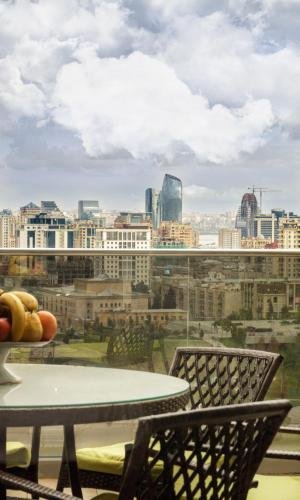 Баку: Modern Apartments with city view