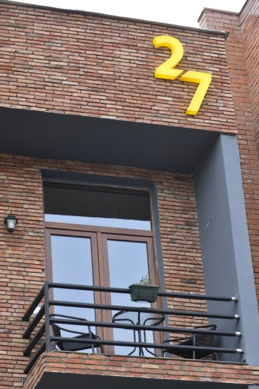 Тбилиси: 27 Hotel