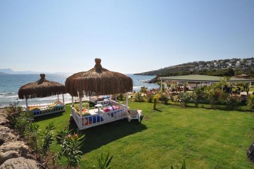 Bodrum Flamingo 2 Bed Garden Holiday Apartment — фото 1