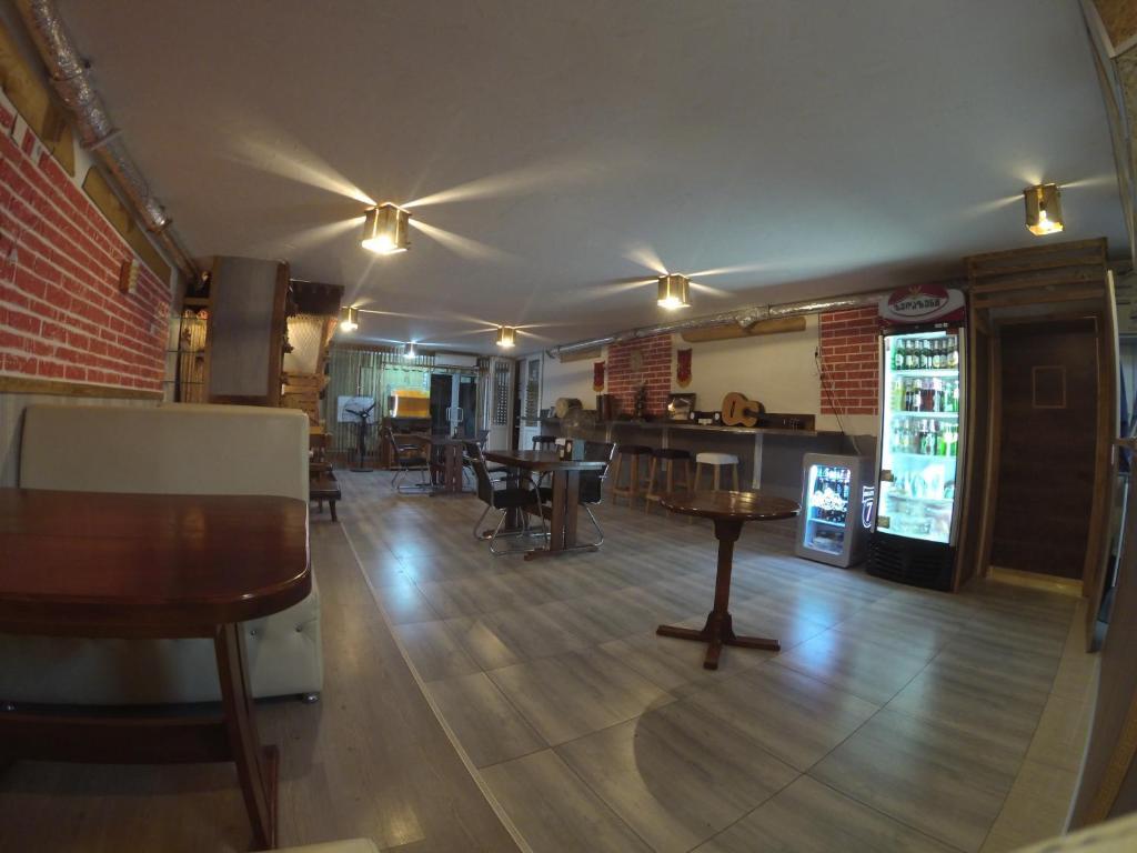 Батуми: Hostel Corner Bakery