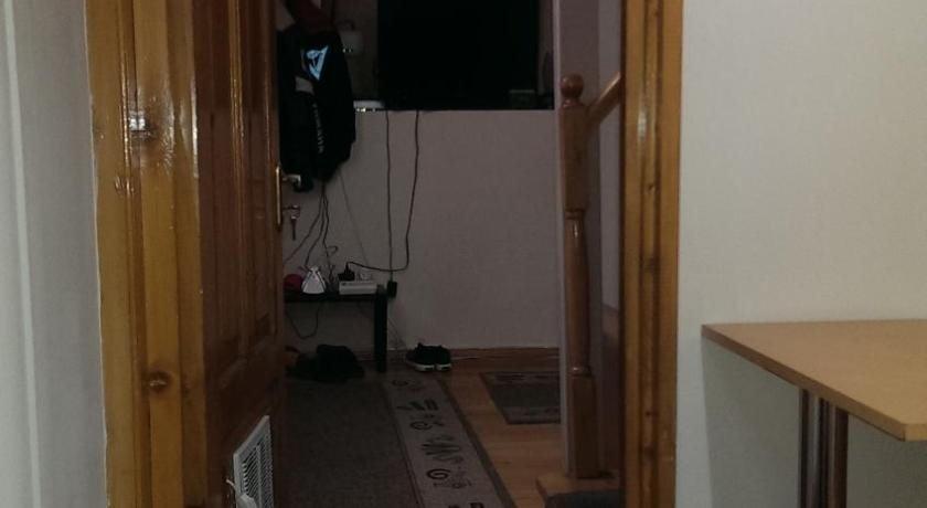 Тбилиси: Rest Hostel