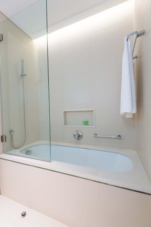 Дубай: Edens Dubai Vida Residences Downtown