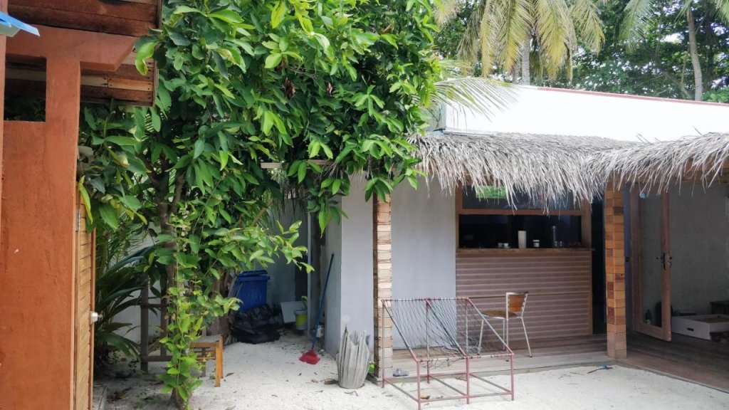 Северный атолл Мале: Akiri Surf Retreat