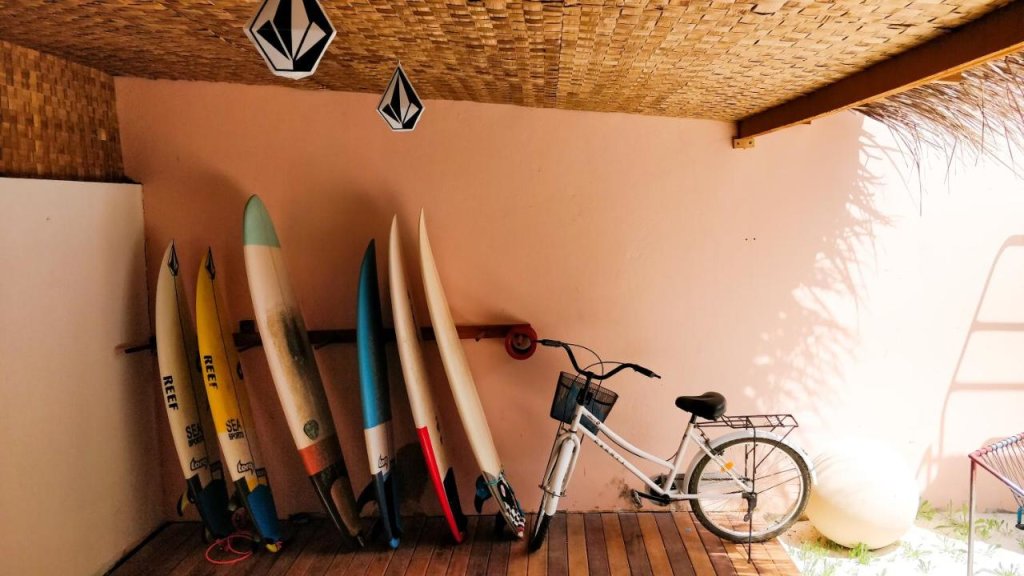 Северный атолл Мале: Akiri Surf Retreat