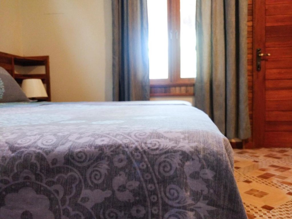 Северный атолл Мале: Akiri Surf Retreat