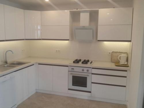 Согучак: Ada Villas Beverly Hills