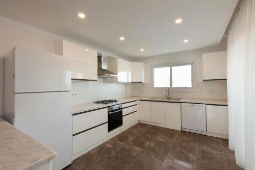 Согучак: Ada Villas Beverly Hills