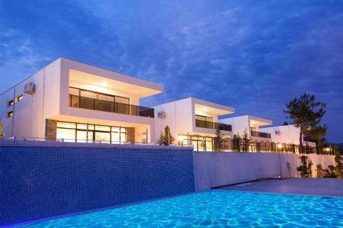 Согучак: Ada Villas Beverly Hills