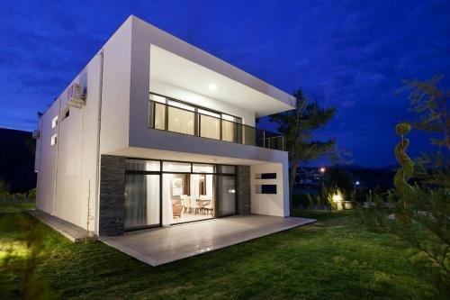 Согучак: Ada Villas Beverly Hills