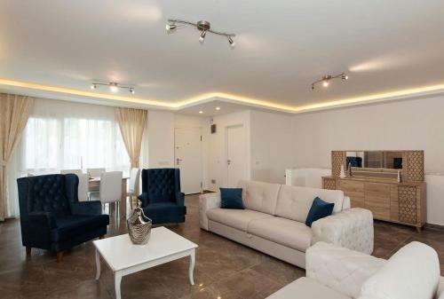 Согучак: Ada Villas Beverly Hills