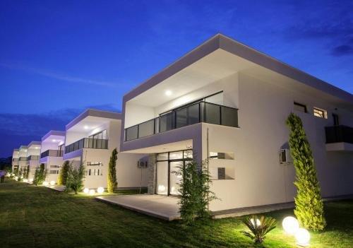 Согучак: Ada Villas Beverly Hills