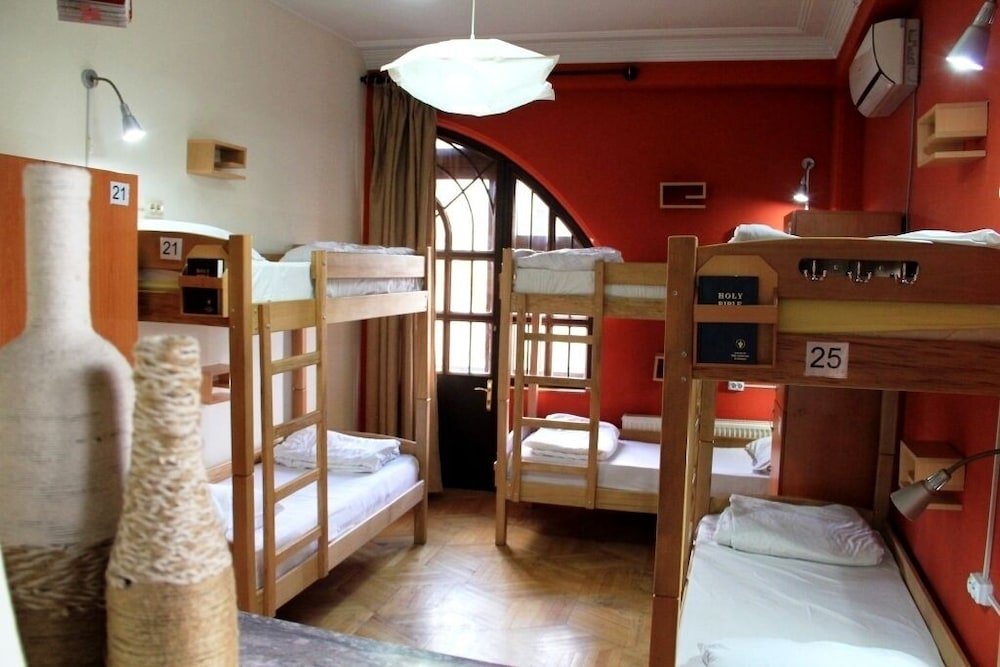 Тбилиси: Envoy Hostel