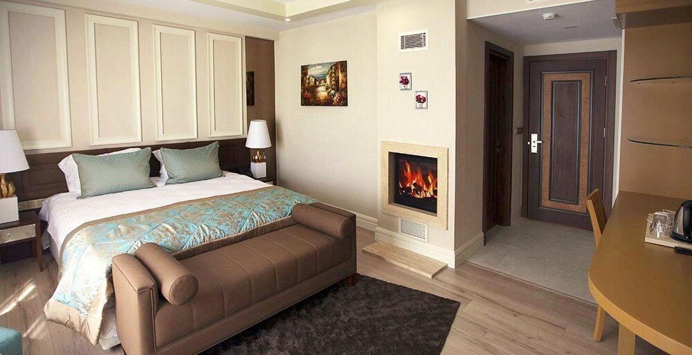 Сайл: The Escape Hotel