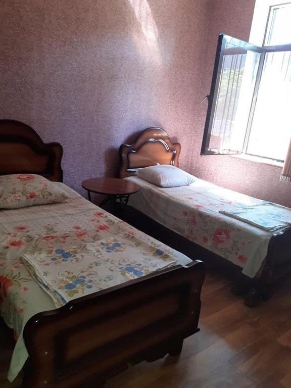 Поти: temuriRoom