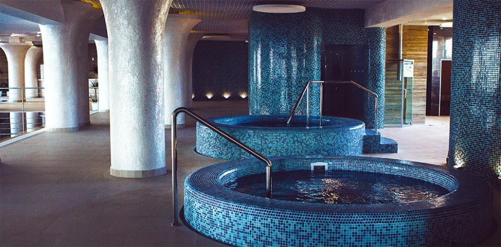 Севастополь: Aqua Deluxe (Аква Делюкс)