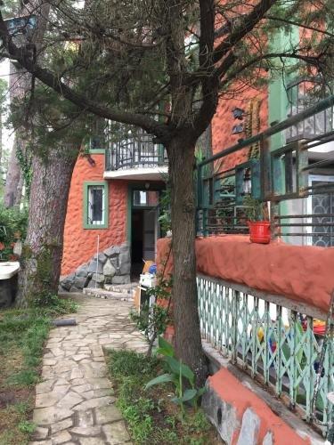 Григолети: Sea house