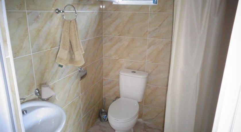 Кварели: Nikala Guest House
