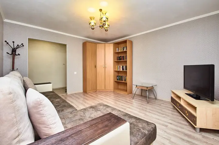 Томск: Трёхкомнатная квартира, ул. Советская 105
