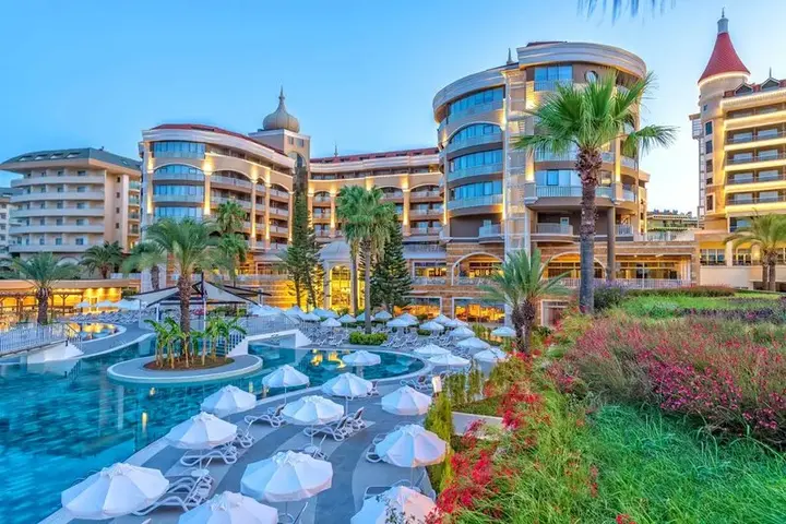 Окурджалар: Kirman Arycanda De Luxe Resort