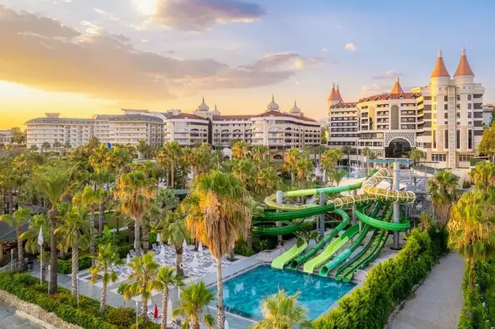 Окурджалар: Kirman Arycanda De Luxe Resort