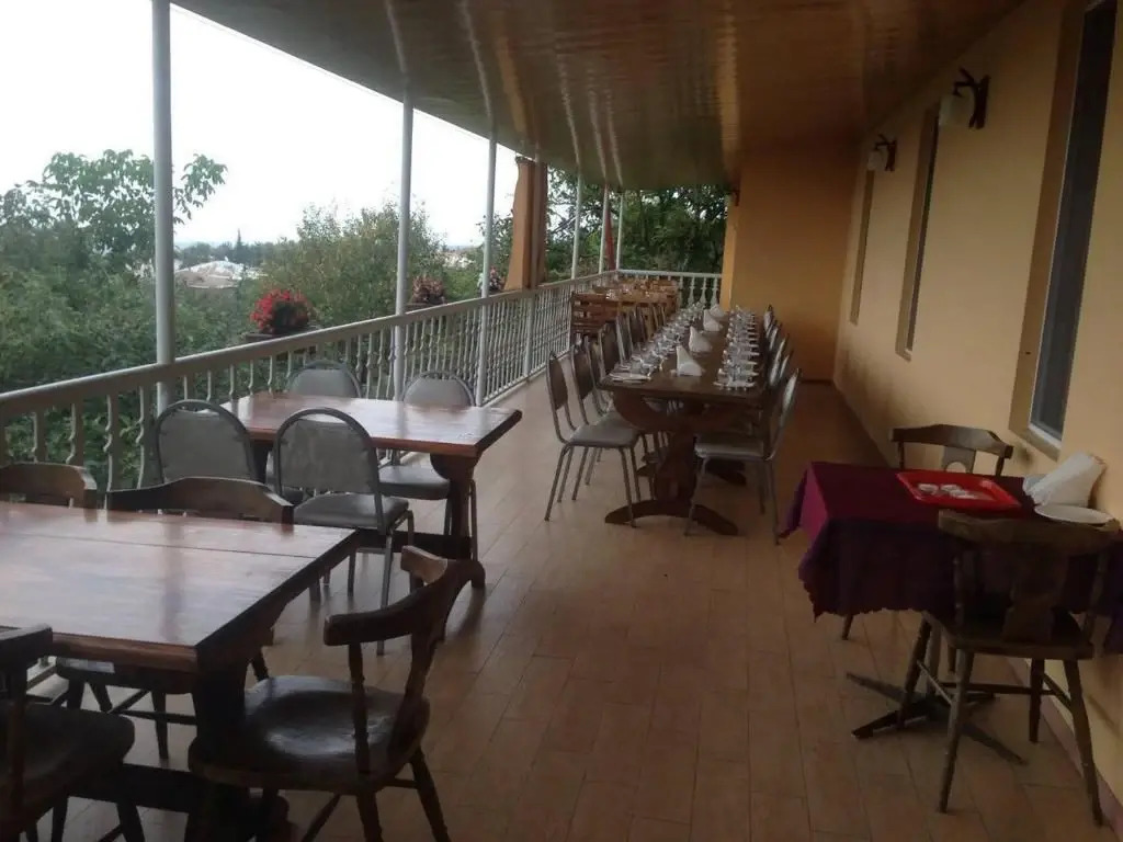 Телави: Guest House New Life