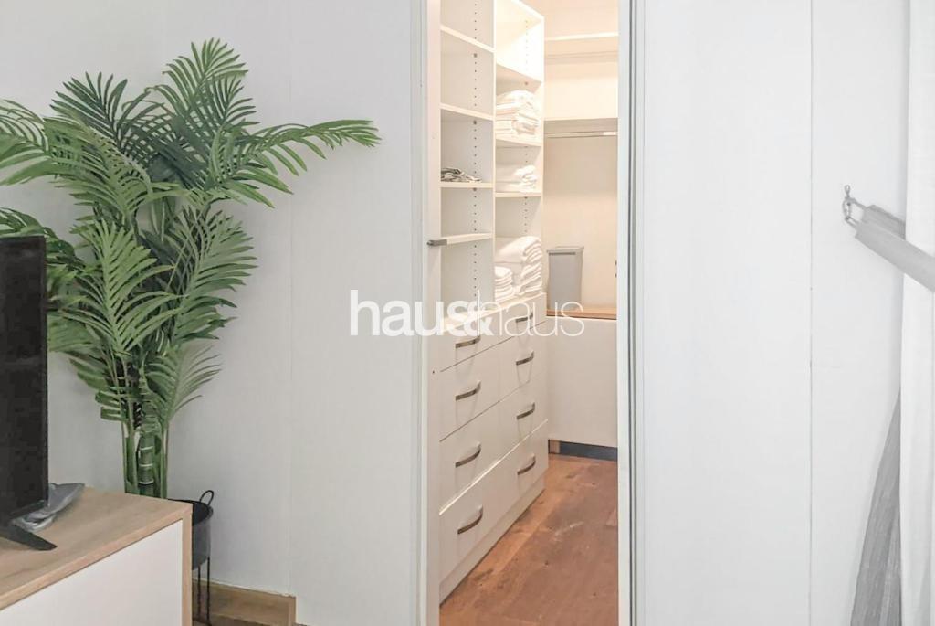 Дубай: Indigo Tower by haus & haus