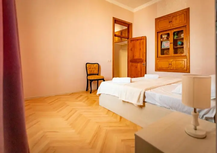 Телави: Kora's Guest House Telavi