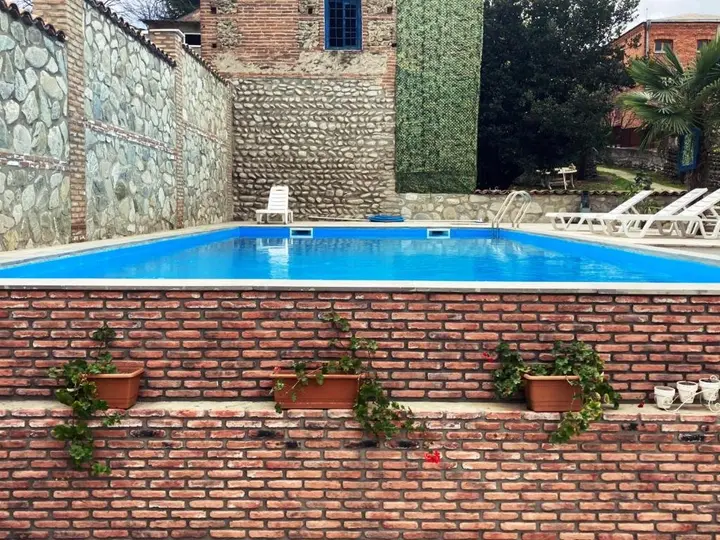 Телави: Kora's Guest House Telavi