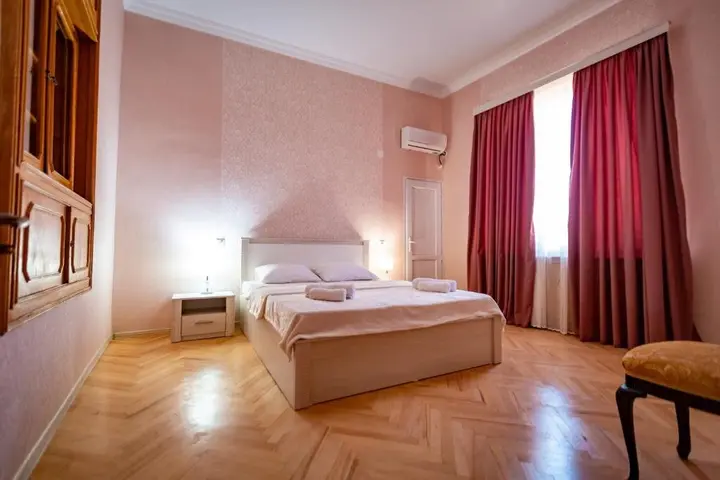 Телави: Kora's Guest House Telavi