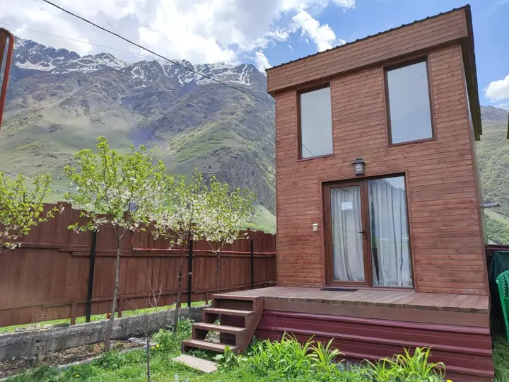 Степанцминда: Апартаменты Twin Cottages Kazbegi