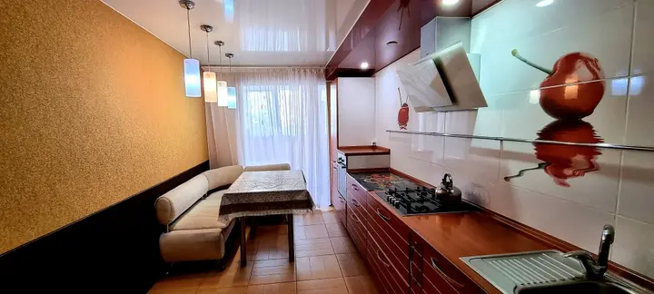 Энгельс: Квартира  на Бульваре Роз