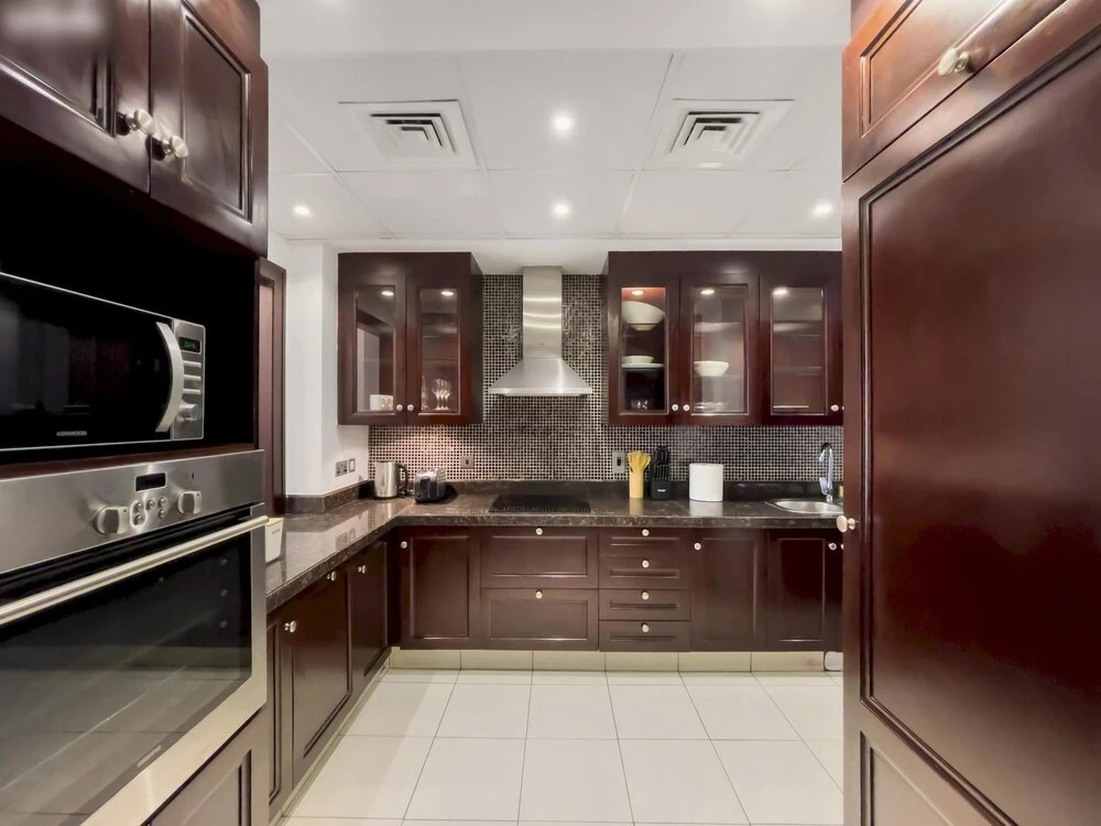 Дубай: 1-br Dazingly lit Downtown