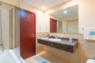 Дубай: Beach and City Lifestyle in 2 Bed Holiday Home JBR