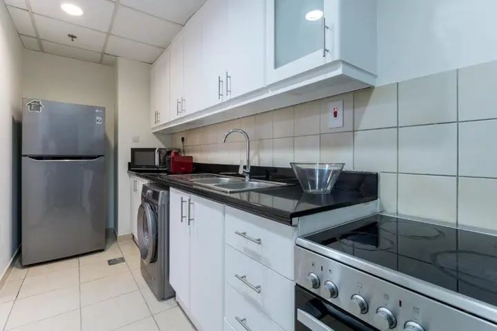 Дубай: Beach and City Lifestyle in 2 Bed Holiday Home JBR