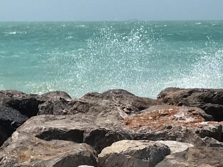 Дубай: Beach and City Lifestyle in 2 Bed Holiday Home JBR