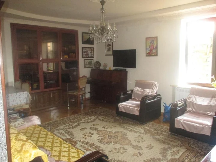 Кобулети: Inga'S Flat
