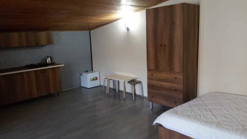 Тбилиси: Aria Green Hotel