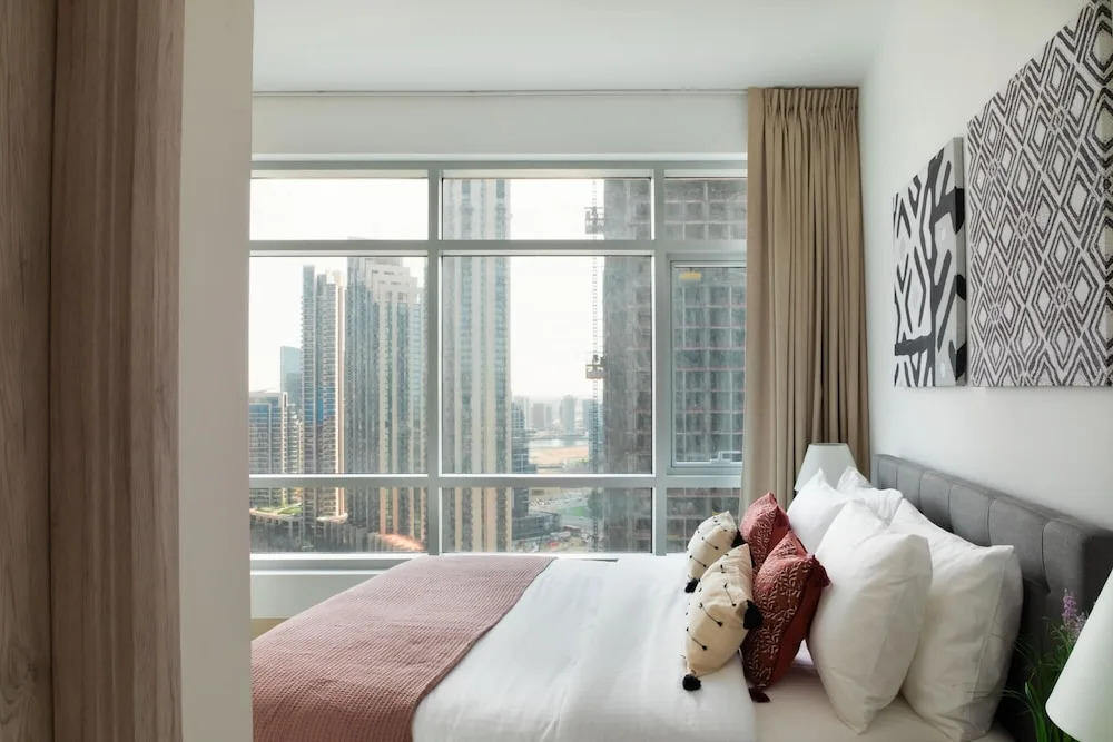 Дубай: Central Dubai Apt w Danish Twist Burj Khalifa Vws