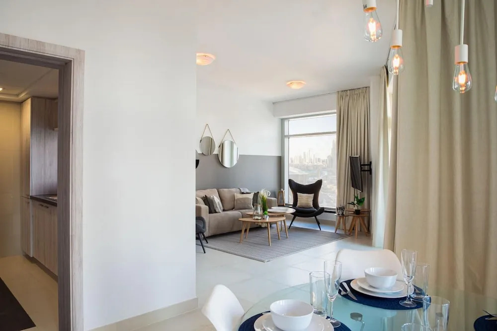 Дубай: Central Dubai Apt w Danish Twist Burj Khalifa Vws