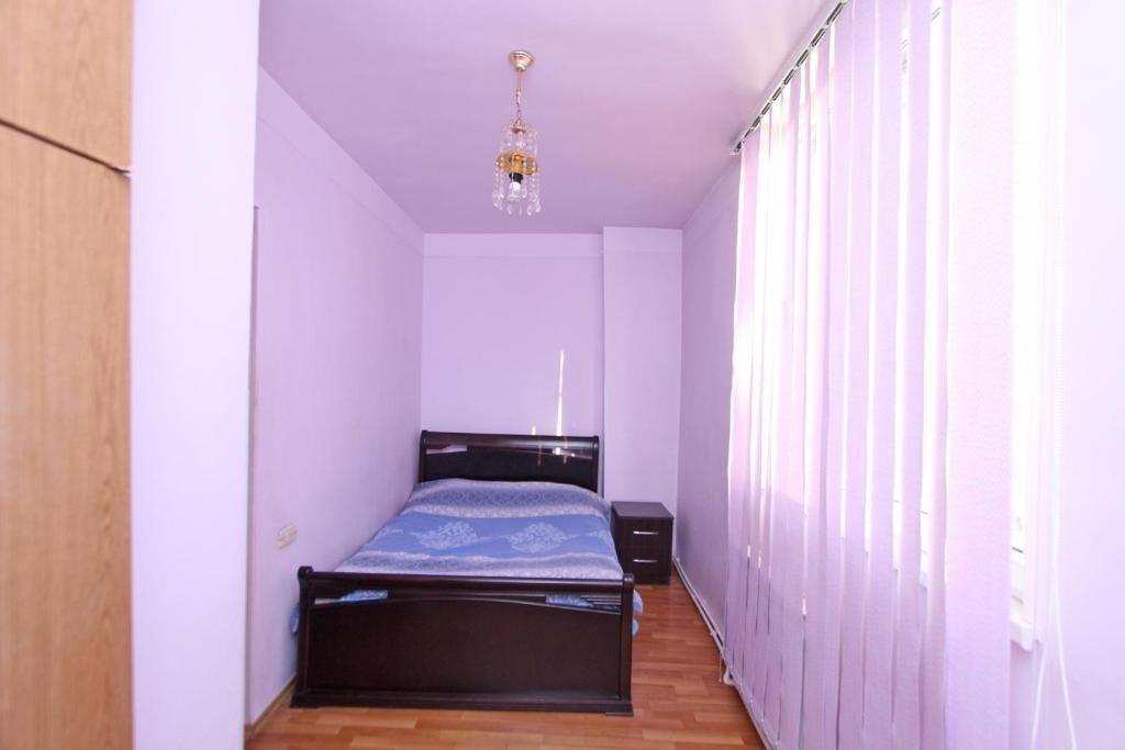 Ереван: RC apartments at 21 Sayat-Nova avenue
