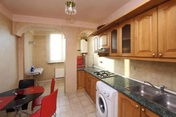 Ереван: RC apartments at 21 Sayat-Nova avenue